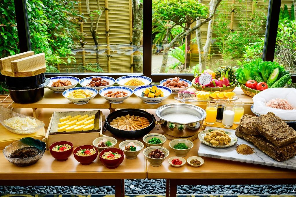 朝食